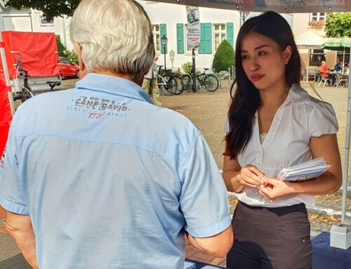 Großer Wahlkampfstand in Hilden